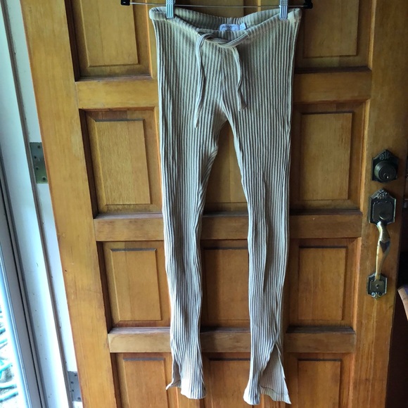 The Line By K Koa Flare Leggings Sz Sm - Picture 2 of 9